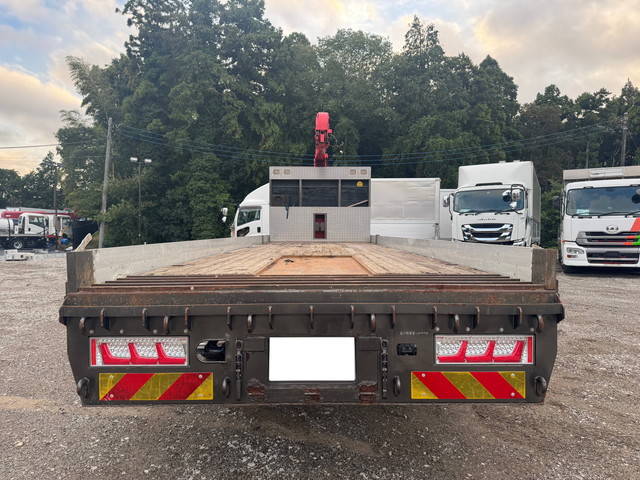 いすゞギガセルフクレーン4段大型（10t）[写真08]