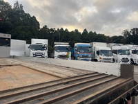 いすゞギガセルフクレーン4段大型（10t）[写真10]