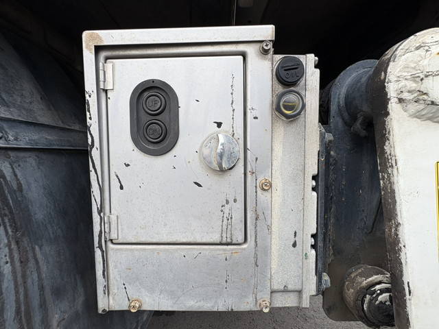 日野デュトロダブルキャブ（Wキャブ）小型（2t・3t）[写真13]