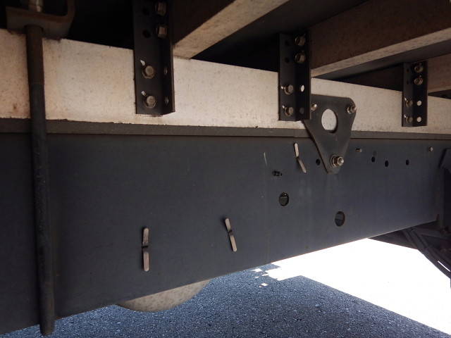 日野レンジャーアルミバン中型（4t）[写真11]