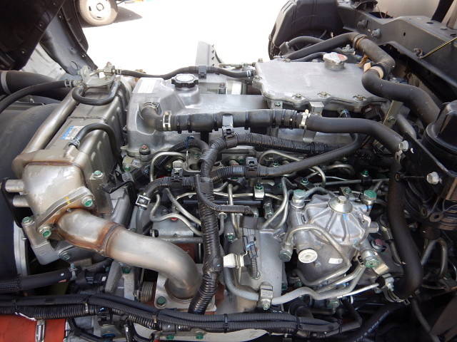 日野レンジャーアルミバン中型（4t）[写真15]