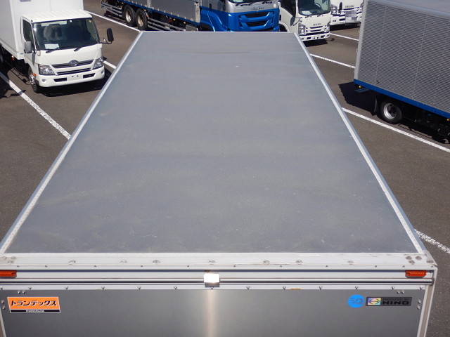 日野レンジャーアルミバン中型（4t）[写真07]