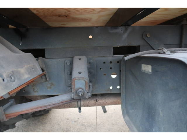 三菱ふそうキャンタークレーン4段小型（2t・3t）[写真12]