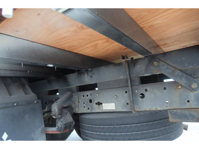 三菱ふそうキャンタークレーン4段小型（2t・3t）[写真16]