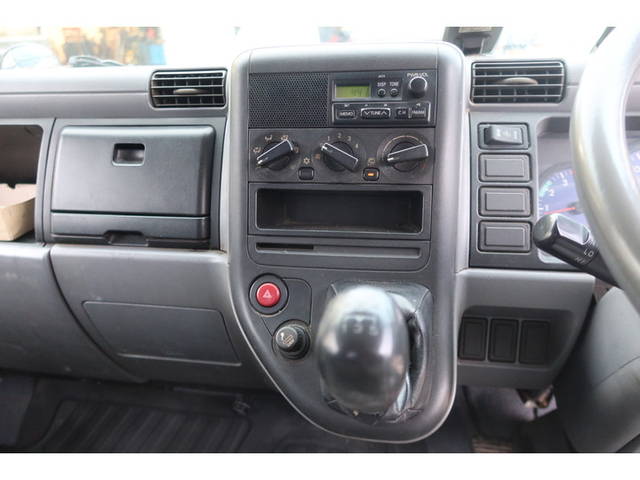 三菱ふそうキャンタークレーン4段小型（2t・3t）[写真35]