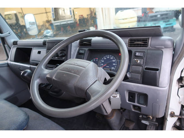 三菱ふそうキャンタークレーン4段小型（2t・3t）[写真36]