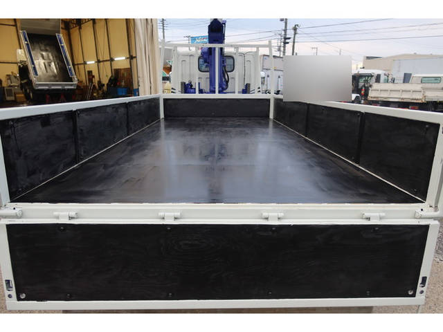 三菱ふそうキャンタークレーン4段小型（2t・3t）[写真07]