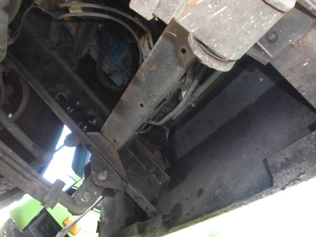 日野デュトロパッカー車（塵芥車）小型（2t・3t）[写真10]