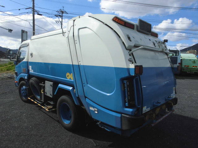 日野デュトロパッカー車（塵芥車）小型（2t・3t）[写真02]