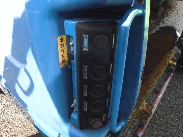 日野デュトロパッカー車（塵芥車）小型（2t・3t）[写真06]