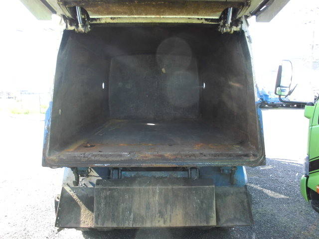 日野デュトロパッカー車（塵芥車）小型（2t・3t）[写真07]