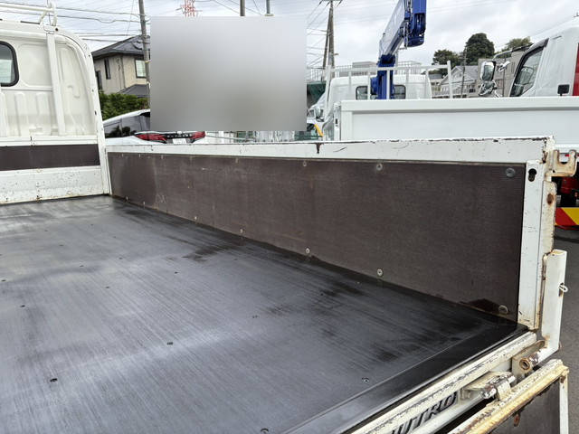 日野デュトロ平ボディ小型（2t・3t）[写真11]