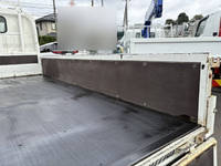 日野デュトロ平ボディ小型（2t・3t）[写真12]