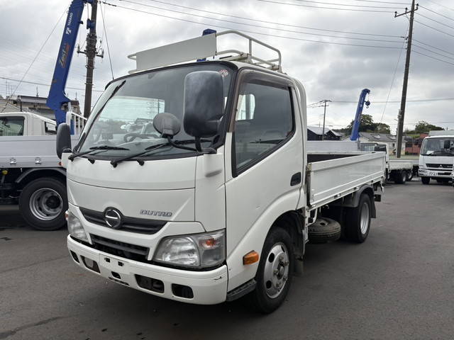 日野デュトロ平ボディ小型（2t・3t）[写真03]