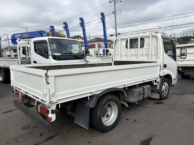 日野デュトロ平ボディ小型（2t・3t）[写真04]