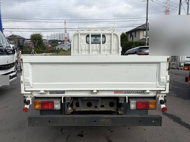 日野デュトロ平ボディ小型（2t・3t）[写真08]