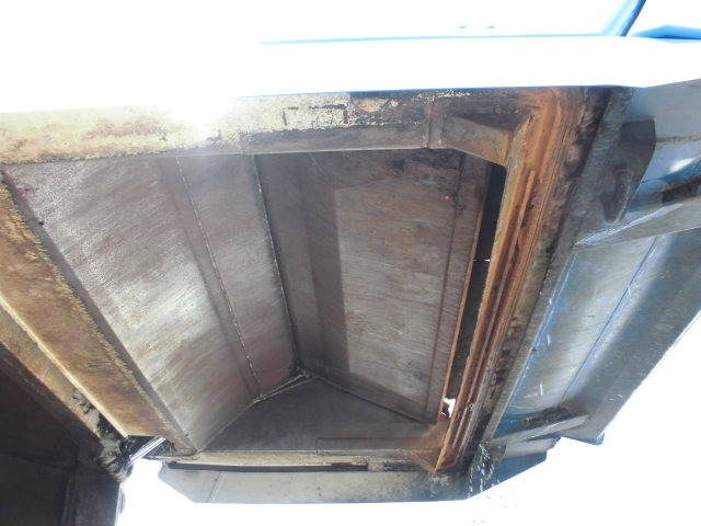 日野デュトロパッカー車（塵芥車）小型（2t・3t）[写真07]