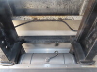 いすゞギガ冷蔵冷凍ウイング大型（10t）[写真14]