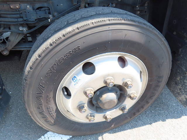 いすゞギガ冷蔵冷凍ウイング大型（10t）[写真15]