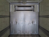 いすゞギガ冷蔵冷凍ウイング大型（10t）[写真31]