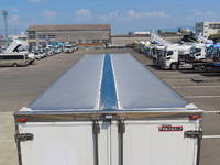 いすゞギガ冷蔵冷凍ウイング大型（10t）[写真08]