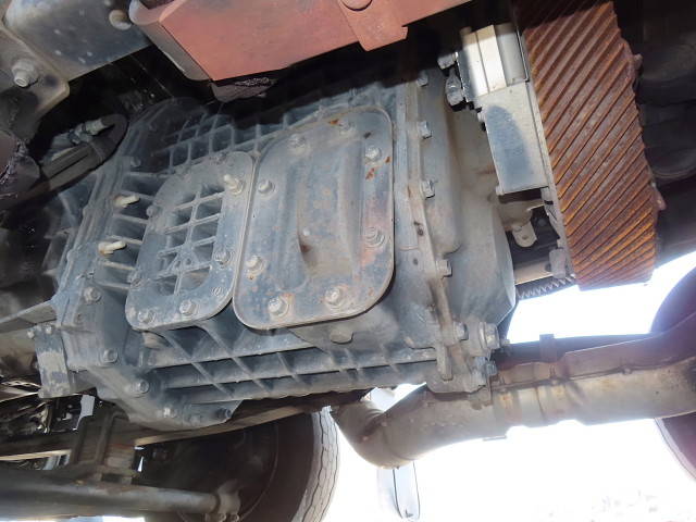 いすゞギガ冷蔵冷凍ウイング大型（10t）[写真08]