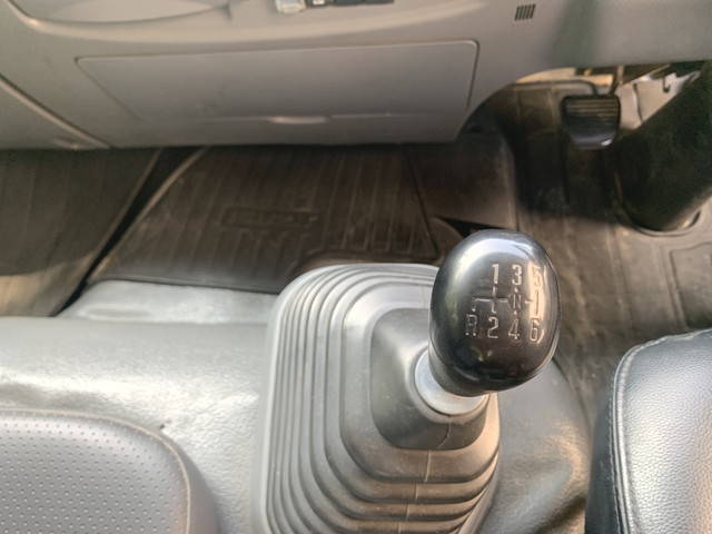 いすゞフォワードダンプ中型（4t）[写真27]