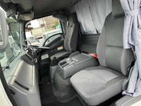 いすゞフォワードアルミウイング中型（4t）[写真37]