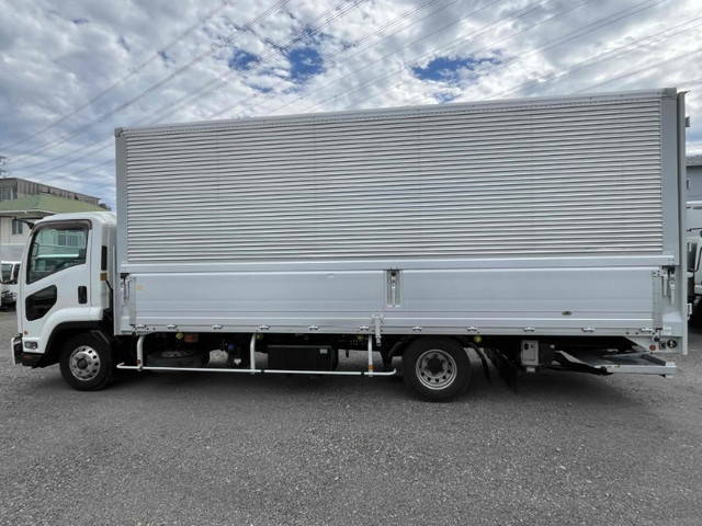 いすゞフォワードアルミウイング中型（4t）[写真08]