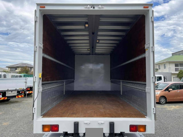 いすゞフォワードアルミウイング中型（4t）[写真09]