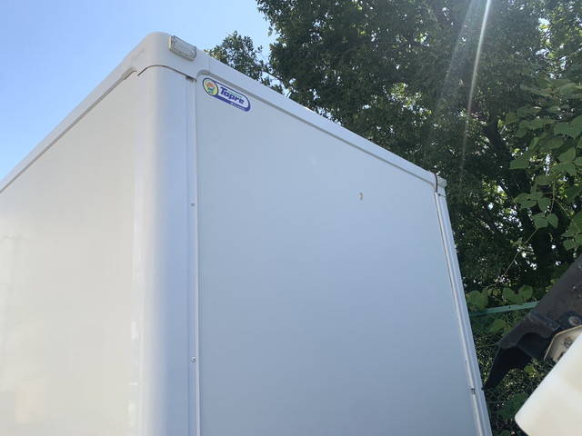 いすゞエルフ保冷バン小型（2t・3t）[写真14]