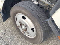 いすゞエルフ保冷バン小型（2t・3t）[写真20]