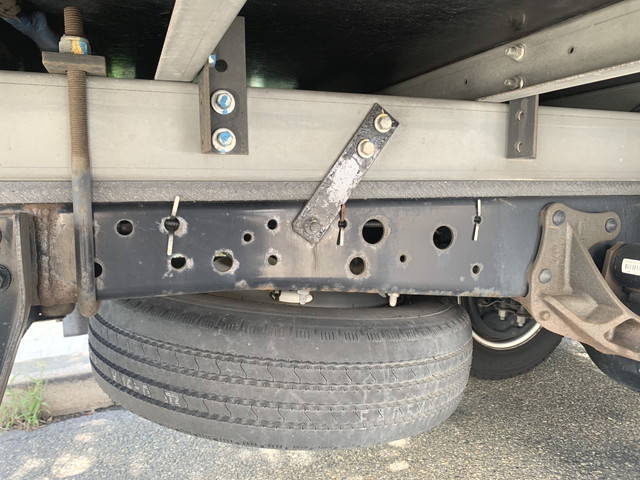 いすゞエルフ保冷バン小型（2t・3t）[写真27]