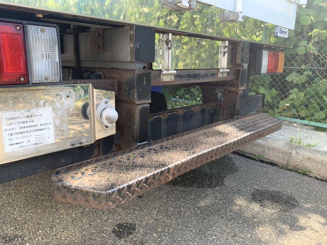 いすゞエルフ保冷バン小型（2t・3t）[写真36]