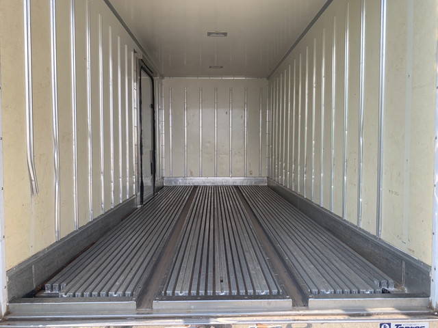 いすゞエルフ保冷バン小型（2t・3t）[写真08]