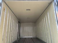 いすゞエルフ保冷バン小型（2t・3t）[写真10]