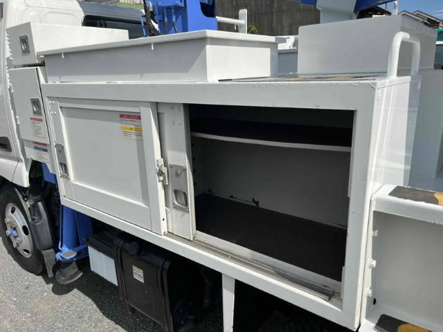 日野デュトロ高所作業車小型（2t・3t）[写真11]