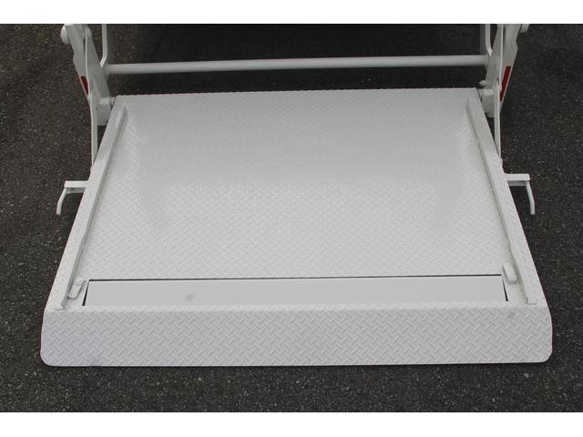 日野デュトロ平ボディ小型（2t・3t）[写真16]