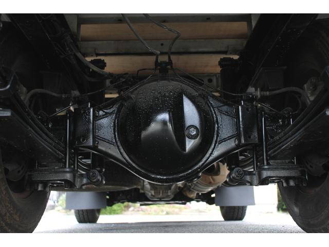 日野デュトロ平ボディ小型（2t・3t）[写真25]