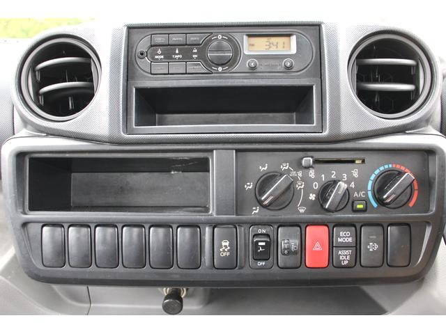 日野デュトロ平ボディ小型（2t・3t）[写真32]