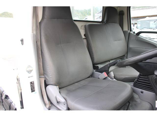 日野デュトロ平ボディ小型（2t・3t）[写真34]