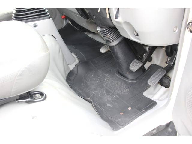 日野デュトロ平ボディ小型（2t・3t）[写真35]