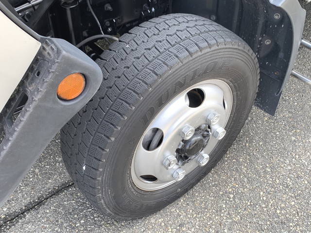 日野デュトロアルミバン小型（2t・3t）[写真15]