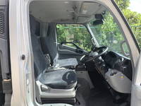 日野デュトロアルミバン小型（2t・3t）[写真31]