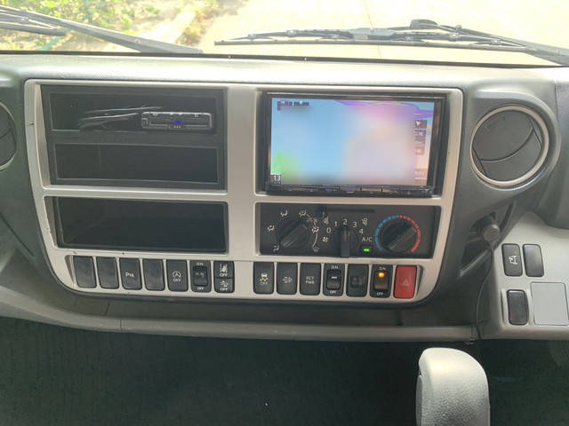 日野デュトロアルミバン小型（2t・3t）[写真34]