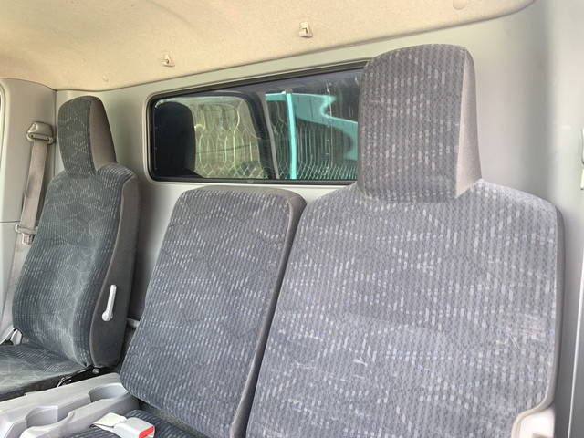 日野デュトロアルミバン小型（2t・3t）[写真09]