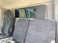 日野デュトロアルミバン小型（2t・3t）[写真10]