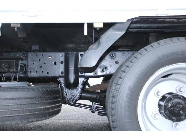 いすゞエルフ平ボディ小型（2t・3t）[写真18]