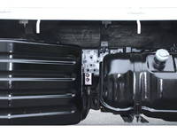 いすゞエルフ平ボディ小型（2t・3t）[写真20]