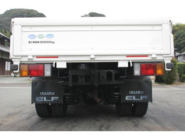 いすゞエルフ平ボディ小型（2t・3t）[写真22]
